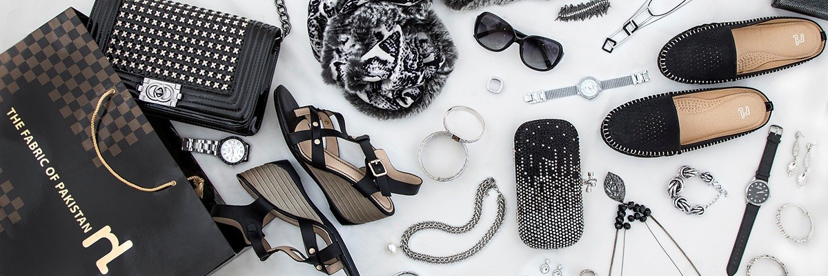 Panduan Wajib Memakai Aksesoris Wanita Yang Tepat – Aksesoris Wanita Daftar Aksesoris Fashion Yang Wajib Dimiliki