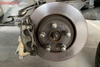 Bagaimana Cara Mengatasi Rem Mobil Yang Berdecit